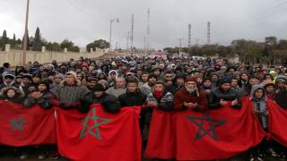 تقرير | أغلب الشباب المغاربة يشتغلون بشكل غير منظم مقابل أجور زهيدة