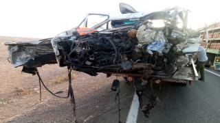 إقليم أزيلال | تصادم بين “رموك” وسيارة يقتل 3 أفراد من عائلة واحدة