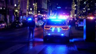 أمريكا | 10 قـ.ـتلى و30 جـ.ـريحاً بحـ.ـادث دهـ.ـس في “نيو أورليانز”