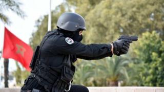 سلا | مصرع جانح برصاص الأمن بعدما أصاب شرطيا بسكين