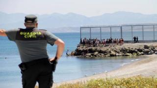 إنطلقوا من سواحل شمال المغرب | “فلسطينيون” يصلون سباحة لسبتة المحتلة