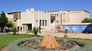 ملف “الإبتزاز الجنسي” | إيقاف مدير ENCG وجدة والأستاذ وإعفاء مسؤولين آخرين