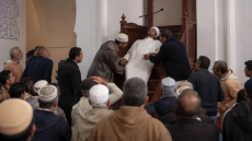 الصورة مولدة بالذكاء الإصطناعي