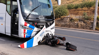 تازة | وفاة سائق دراجة نارية في حادث اصطدام مع حافلة
