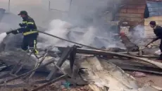 العيون | حريق بسوق للماشية يُهلك 33 رأساً من الأغنام