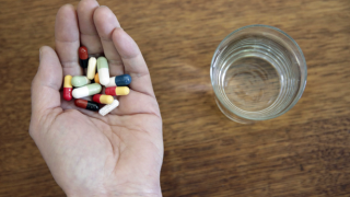 جرسيف | جرعة زائدة من الأدوية ترسل أربعينية للمستشفى الإقليمي والأمن يحقق