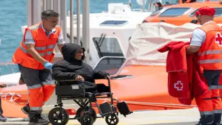 جزر الكناري | مغربية مبتورة الساقين تهاجر على متن قوارب الموت