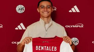 إبن جرسيف | مروان بنطالب يوقع أول عقد احترافي مع أياكس أمستردام