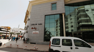 أفشى أسرارا مهنية لتجار مخدرات | محاكمة قائد مركز للدرك بالرباط